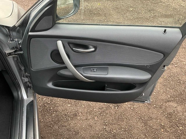 2010 bmw 116 i personenauto - afbeelding 28 van  43