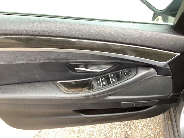 2010 bmw 523i high executive personenauto 55-lzd-7 - afbeelding 7 van  35