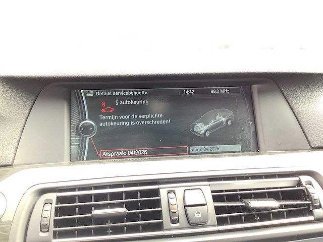 2010 bmw 523i high executive personenauto 55-lzd-7 - afbeelding 17 van  35