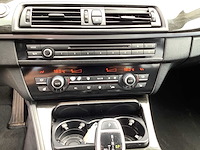 2010 bmw 523i high executive personenauto 55-lzd-7 - afbeelding 18 van  35