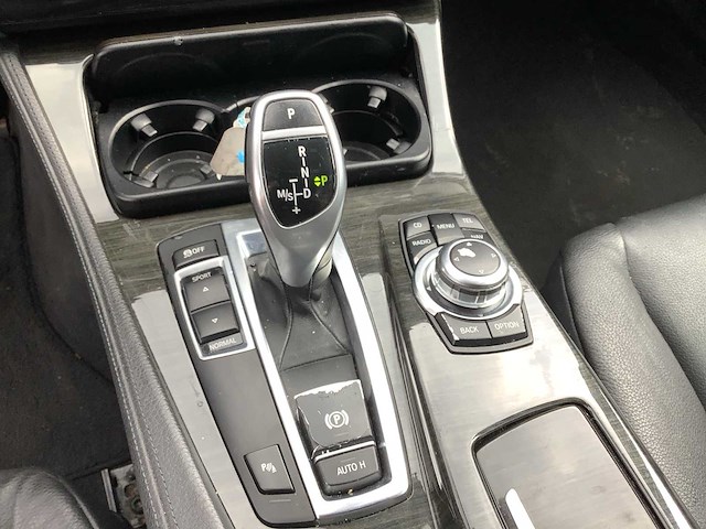 2010 bmw 523i high executive personenauto 55-lzd-7 - afbeelding 19 van  35