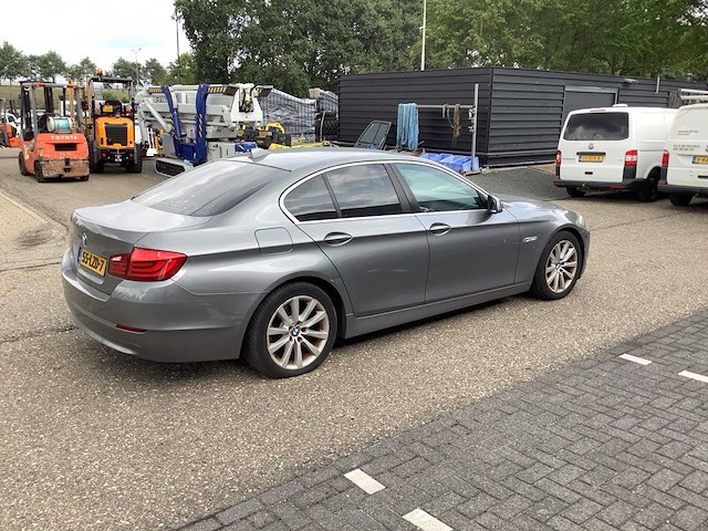 2010 bmw 523i high executive personenauto 55-lzd-7 - afbeelding 3 van  3