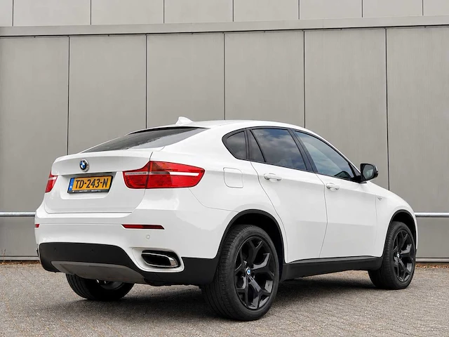 2010 bmw x6 xdrive35i high exe. personenauto - afbeelding 17 van  22