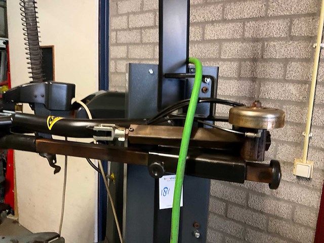 2010 bosch tce 300 banden de-en montageapparaat - afbeelding 6 van  7