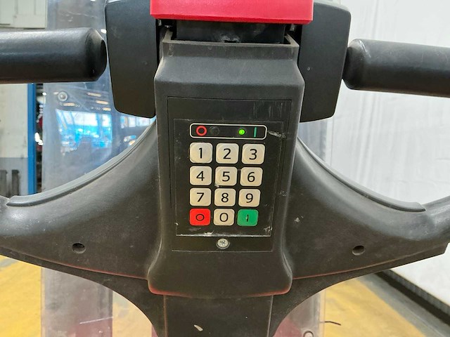 2010 bt spe160 stapelaar - afbeelding 15 van  16