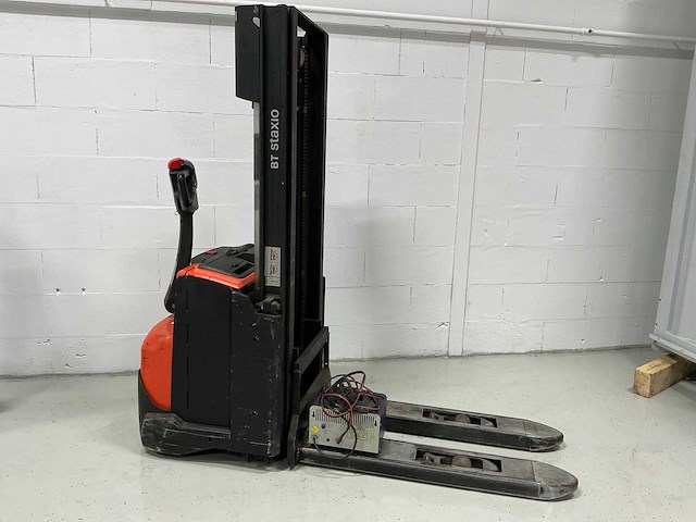2010 bt swe140l stapelaar - afbeelding 2 van  8