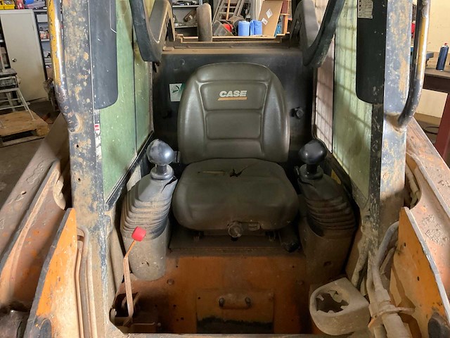 2010 case 410 schranklader - afbeelding 14 van  24