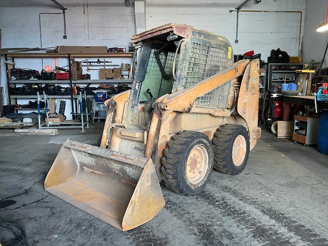 2010 case 410 schranklader - afbeelding 1 van  24