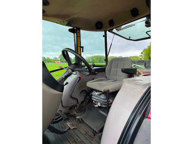2010 case ih jx 90 vierwielaangedreven landbouwtractor - afbeelding 3 van  4