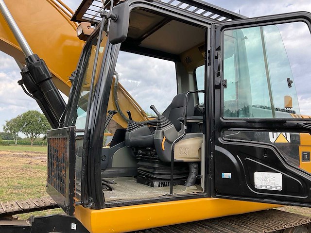 2010 caterpillar 320d rupsgraafmachine - afbeelding 9 van  20