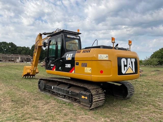 2010 caterpillar 320d rupsgraafmachine - afbeelding 12 van  20