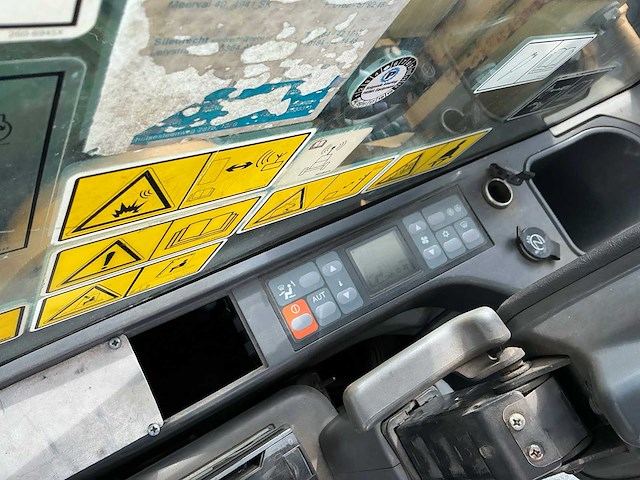 2010 caterpillar 320dlr-a amfibische graafmachine - afbeelding 38 van  52