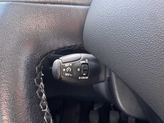 2010 citroen c3 1.4 vti pano dynamique 97-ndz-8 - afbeelding 11 van  18