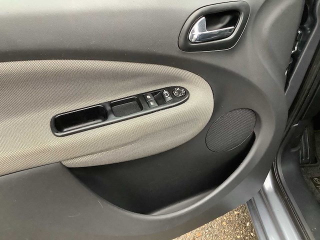 2010 citroen c3 picasso 1.4 personenauto 28-lnp-2 - afbeelding 9 van  37