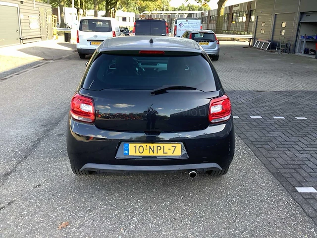 2010 citroen ds3 1.4 chic personenauto 10-npl-7 - afbeelding 26 van  31