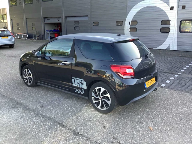 2010 citroen ds3 1.4 chic personenauto 10-npl-7 - afbeelding 23 van  31