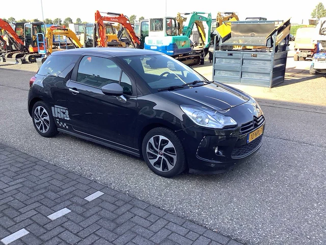 2010 citroen ds3 1.4 chic personenauto 10-npl-7 - afbeelding 29 van  31