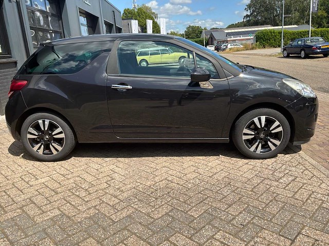 2010 citroen ds3 1.6 so chic in black personenauto - afbeelding 21 van  24