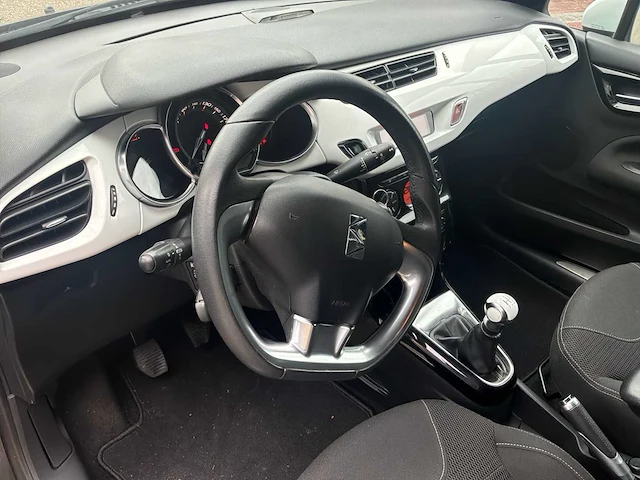 2010 citroen ds3 1.6 so chic personenauto - afbeelding 16 van  34