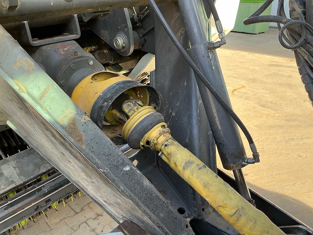 2010 claas cargos 9500 opraapwagen - afbeelding 46 van  46