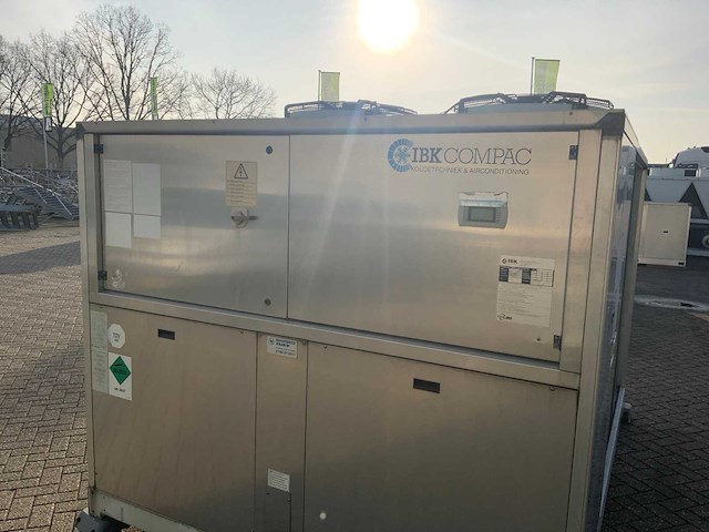 2010 climaveneta necs-st/ht 0704 chiller - afbeelding 1 van  9