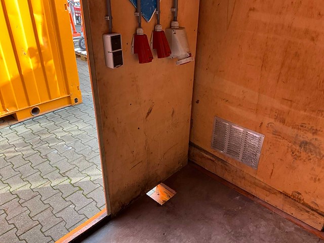 2010 container 10 ft. plc besturing 4x45kw - afbeelding 3 van  19