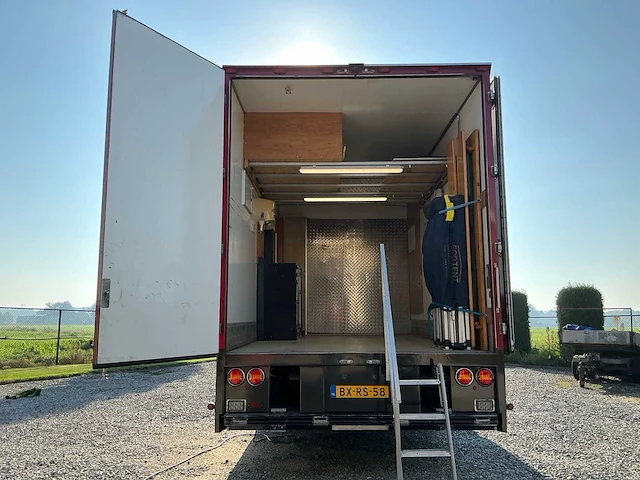 2010 daf cf 75.310 motorsport service-/verblijfswagen – 400 pk – 6 slaapplaatsen – laadklep - afbeelding 8 van  75