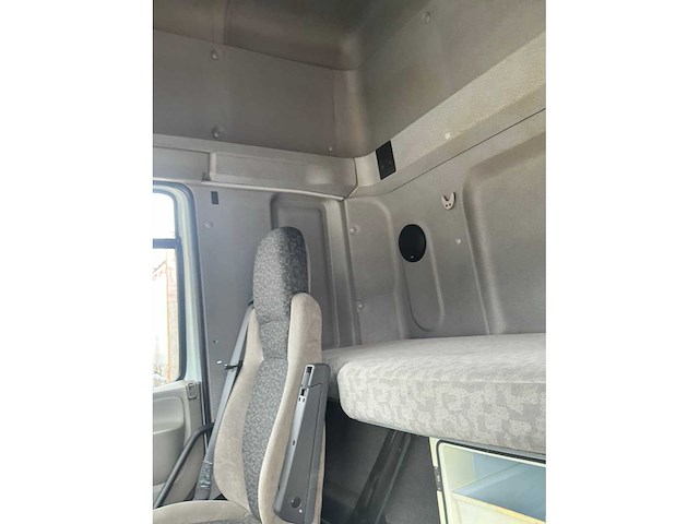 2010 daf ft cf85 opleggertrekker 40km/h - afbeelding 26 van  37