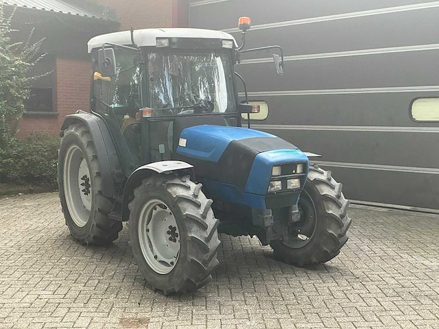 2010 deutz agro plus 320 dt e3 vierwielaangedreven landbouwtractor - afbeelding 27 van  39