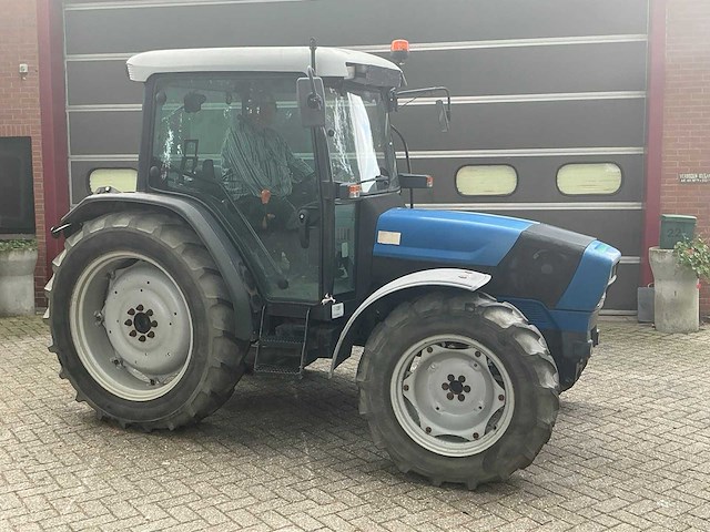 2010 deutz agro plus 320 dt e3 vierwielaangedreven landbouwtractor - afbeelding 31 van  39