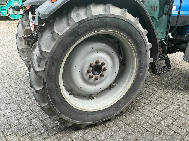 2010 deutz agro plus 320 dt e3 vierwielaangedreven landbouwtractor - afbeelding 16 van  39