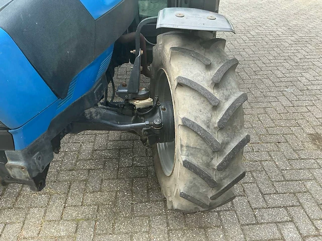 2010 deutz agro plus 320 dt e3 vierwielaangedreven landbouwtractor - afbeelding 19 van  39