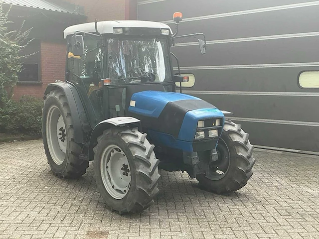 2010 deutz agro plus 320 dt e3 vierwielaangedreven landbouwtractor - afbeelding 36 van  39