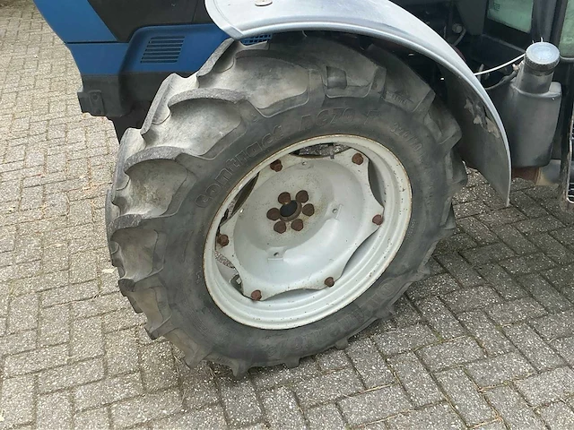 2010 deutz agro plus 320 dt e3 vierwielaangedreven landbouwtractor - afbeelding 7 van  39