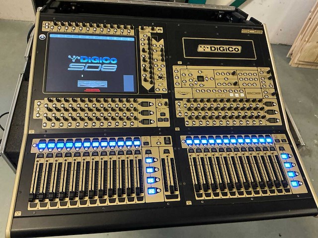2010 digico sd8-24 digitale mengtafel - afbeelding 8 van  14