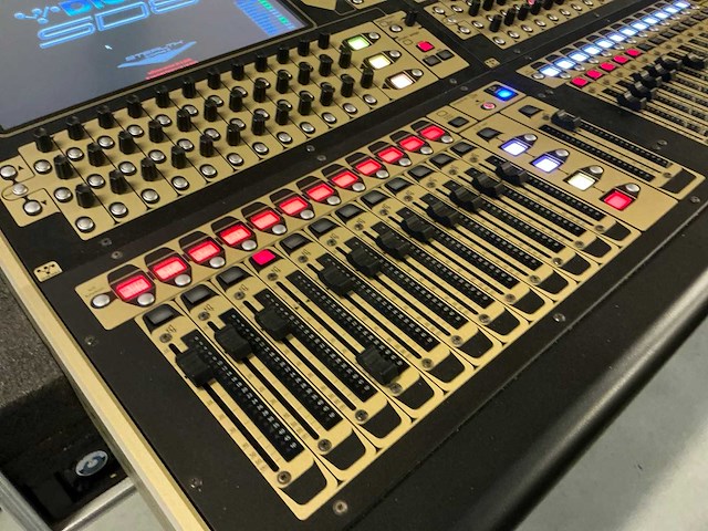 2010 digico sd8-24 digitale mengtafel - afbeelding 11 van  14