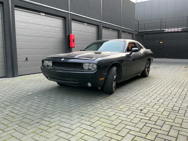 2010 dodge challenger personenauto - afbeelding 1 van  33
