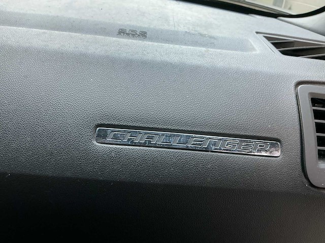 2010 dodge challenger personenauto - afbeelding 16 van  33