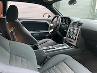 2010 dodge challenger personenauto - afbeelding 14 van  33