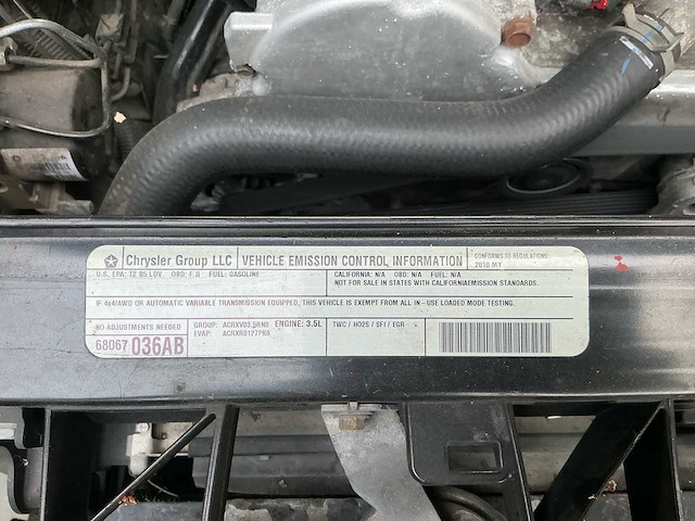 2010 dodge challenger personenauto - afbeelding 26 van  33