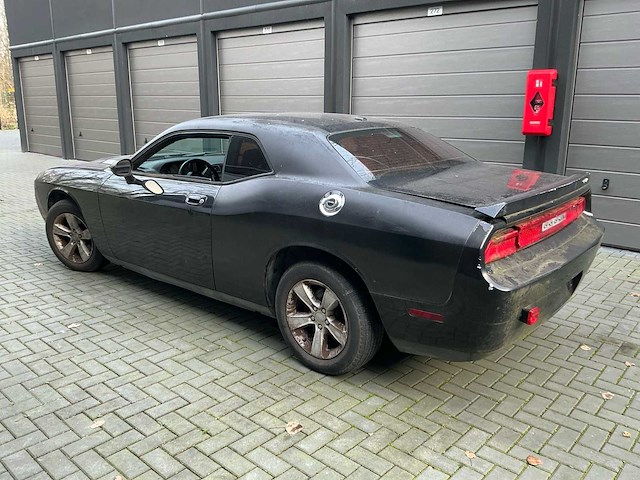 2010 dodge challenger personenauto - afbeelding 28 van  33