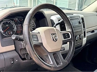 2010 dodge ram 1500 4.7 v8 4x4 qc 6'4 bedrijfswagen - afbeelding 2 van  20
