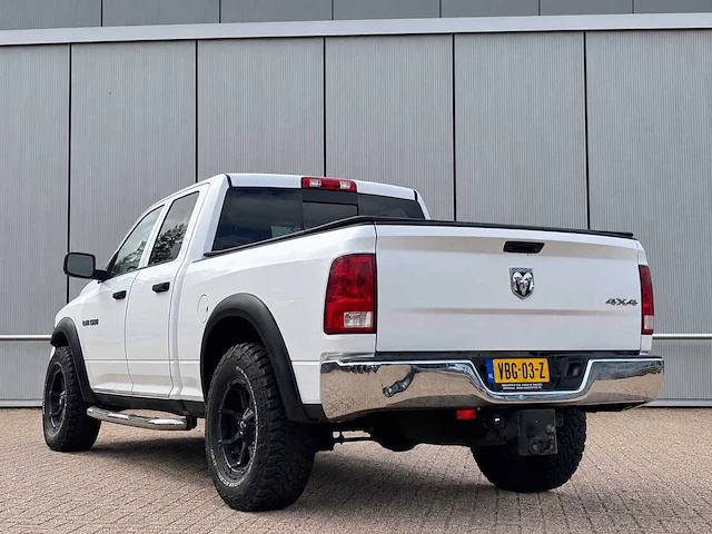 2010 dodge ram 1500 4.7 v8 4x4 qc 6'4 bedrijfswagen - afbeelding 17 van  20
