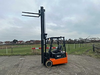 2010 doosan b15t-5 vorkheftruck - afbeelding 2 van  17