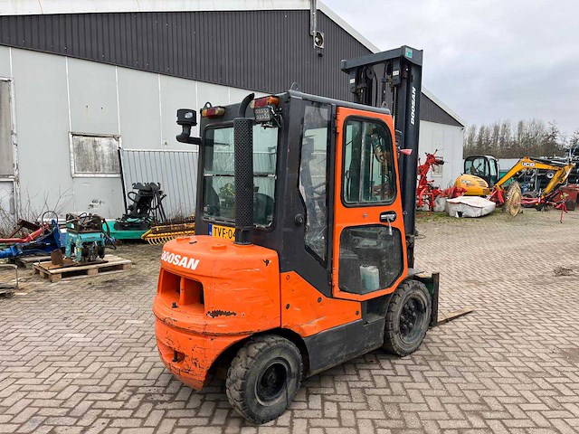 2010 doosan d25s-5 vorkheftruck - afbeelding 9 van  14