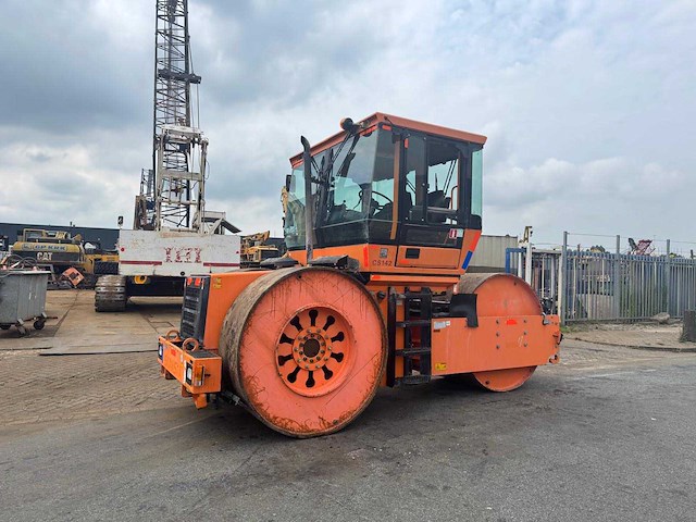 2010 dynapac cs142 asfalt walssmachine voor de wegenbouw - afbeelding 1 van  14