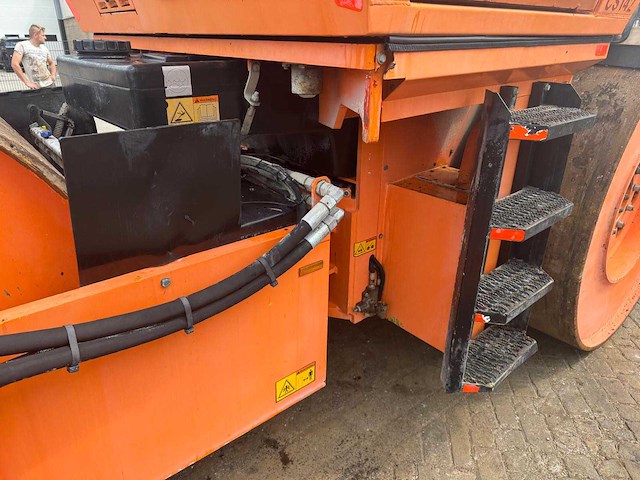 2010 dynapac cs142 asfalt walssmachine voor de wegenbouw - afbeelding 12 van  14