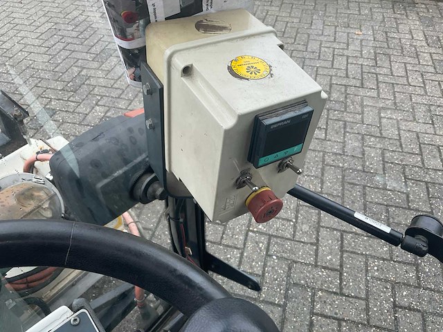 2010 egholm ranger 22 a onkruidbrander - afbeelding 3 van  11