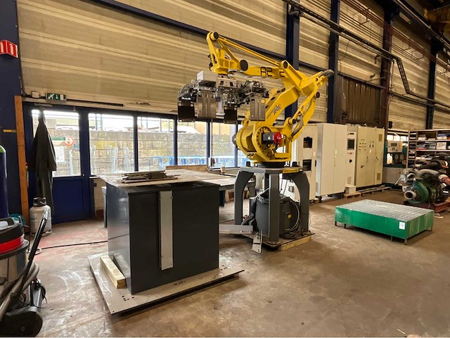2010 fanuc m-410ib 160 handling robot - afbeelding 13 van  19