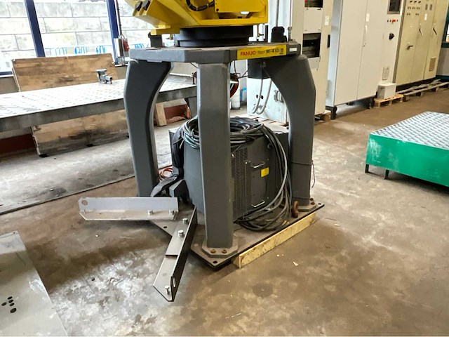 2010 fanuc m-410ib 160 handling robot - afbeelding 16 van  19